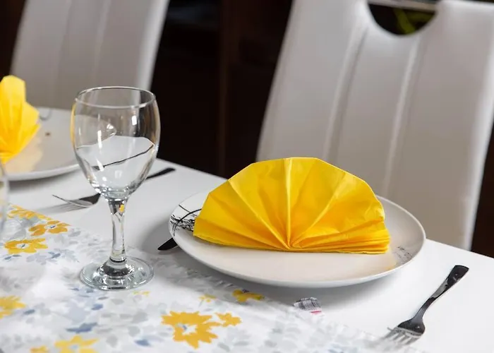 Deluxe Ana 100 M From The *