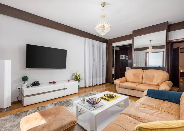 Deluxe Ana 100 M From The Apartman