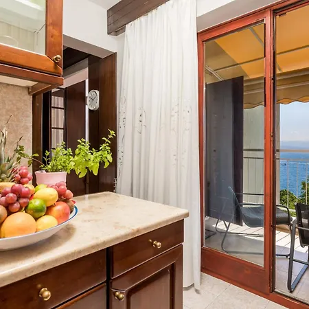 Apartament Deluxe Ana 100 M From The